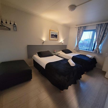 B&B Guesthouse - Bed And Breakfast Keflavik Centre Εξωτερικό φωτογραφία