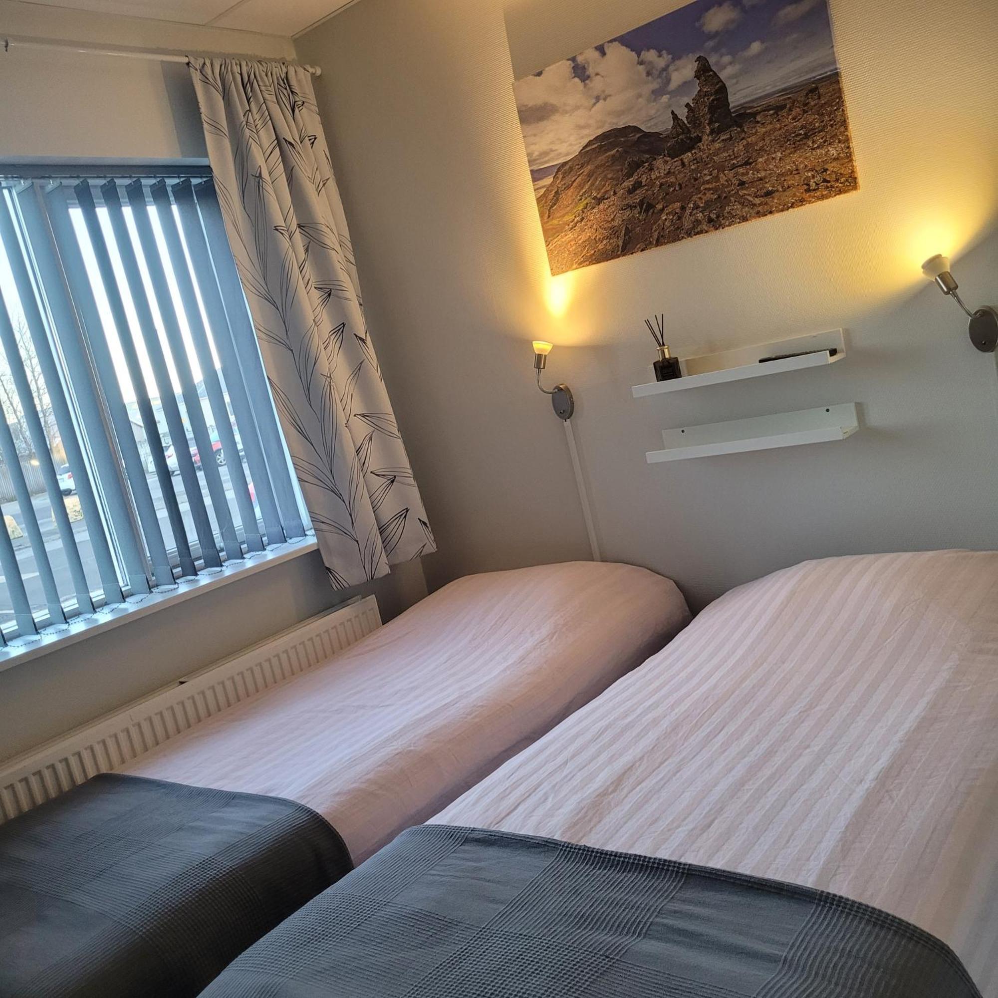 B&B Guesthouse - Bed And Breakfast Keflavik Centre Εξωτερικό φωτογραφία