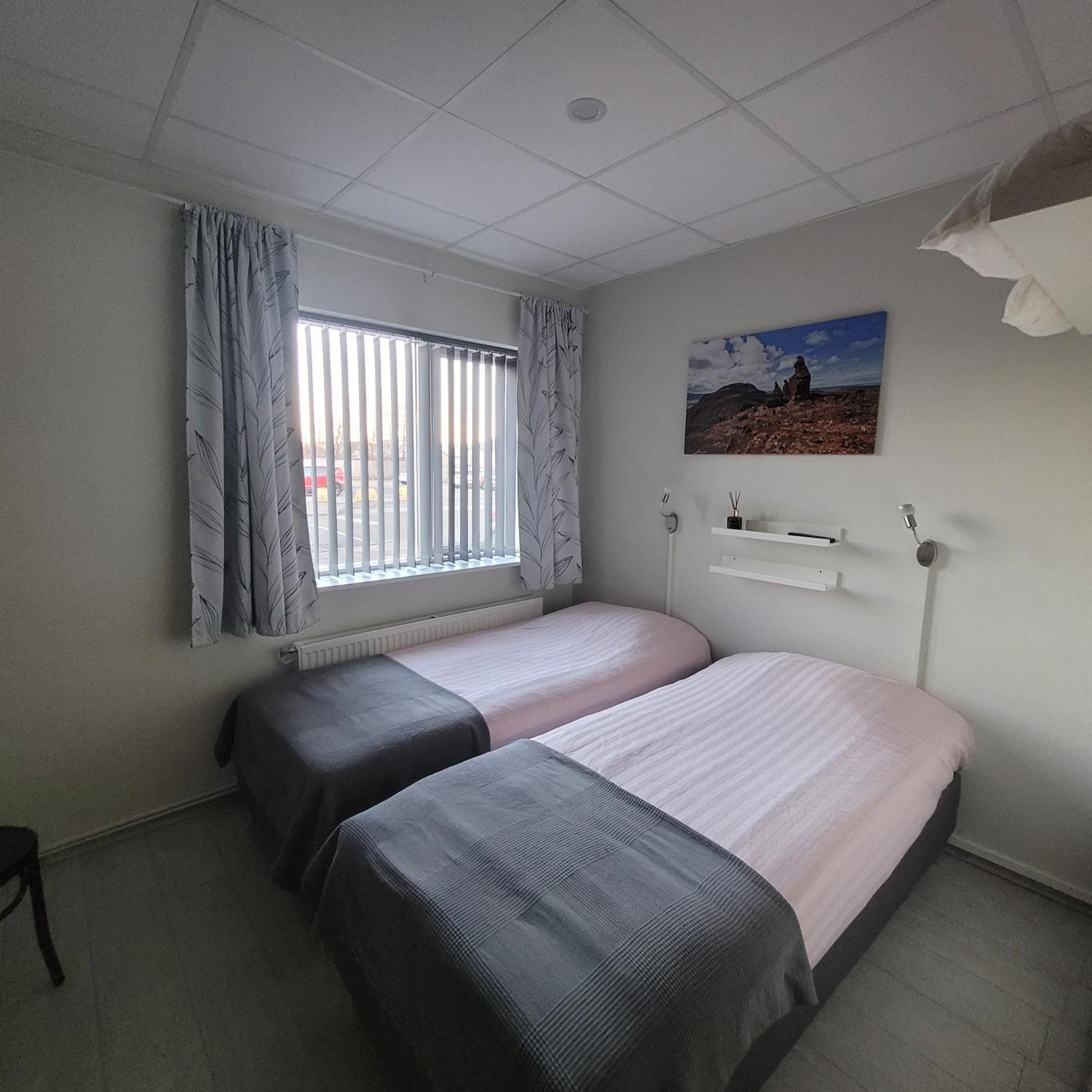 B&B Guesthouse - Bed And Breakfast Keflavik Centre Εξωτερικό φωτογραφία