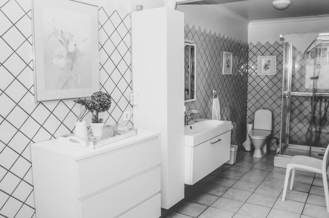 B&B Guesthouse - Bed And Breakfast Keflavik Centre Εξωτερικό φωτογραφία